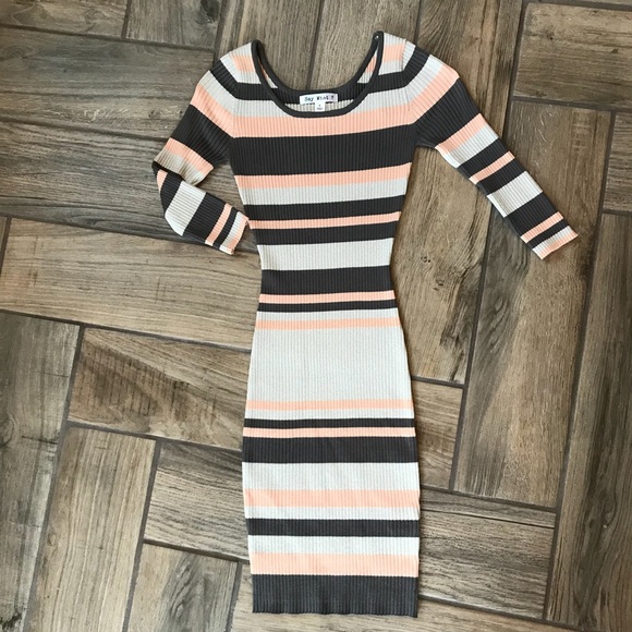 ✨Shimmer stripe sweater dress/bodycon - Picture 5 of 8